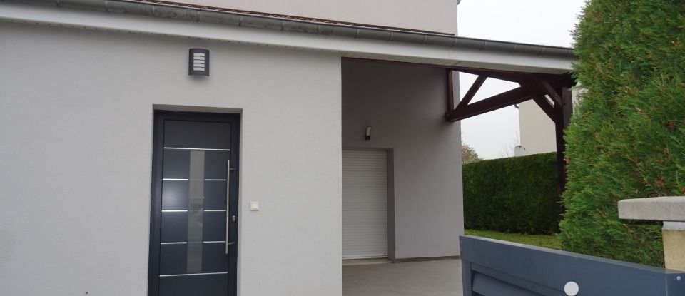 Maison 6 pièces de 136 m² à Florange (57190)