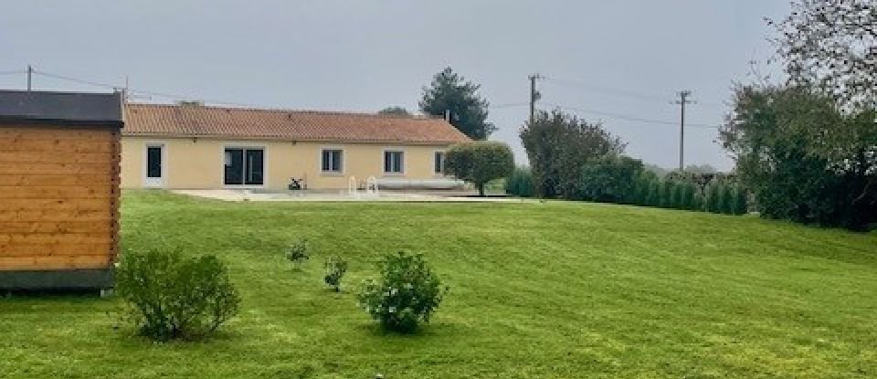 Maison traditionnelle 6 pièces de 145 m² à Blanzay (86400)