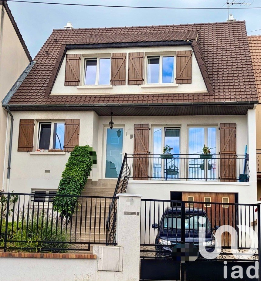 House 6 rooms of 163 m² in Vitry-sur-Seine (94400)