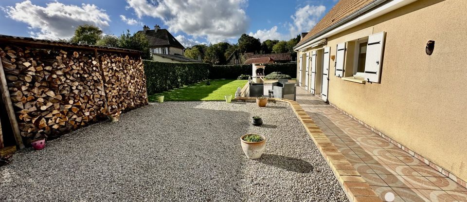 Pavillon 4 pièces de 102 m² à Rocquancourt (14540)