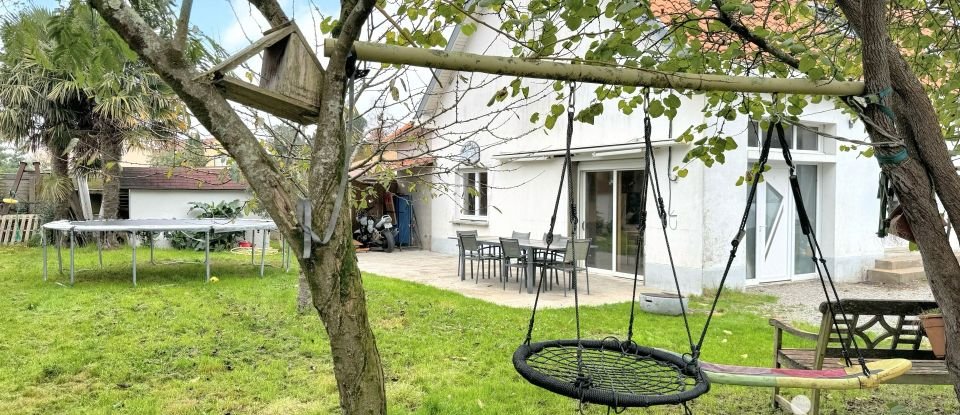 Maison 6 pièces de 137 m² à Saint-Aignan-Grandlieu (44860)