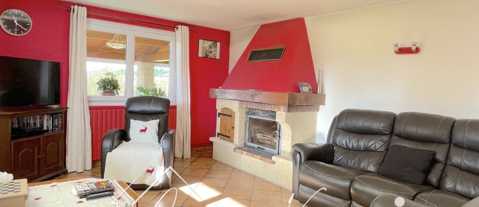 House 7 rooms of 209 m² in LES ABRETS (38490)