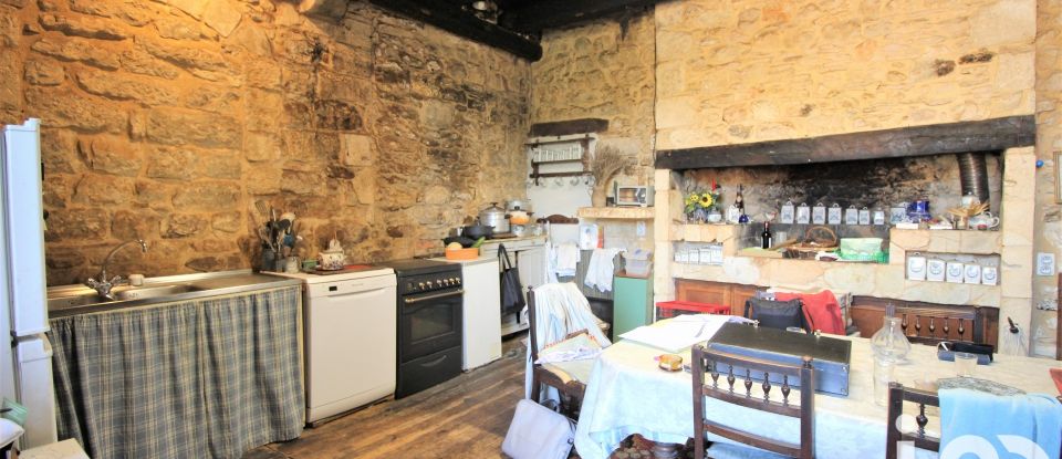 Maison de village 6 pièces de 227 m² à Villefranche-du-Périgord (24550)