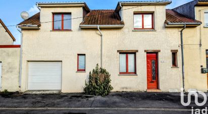 Maison 5 pièces de 100 m² à Saint-Amand-les-Eaux (59230)