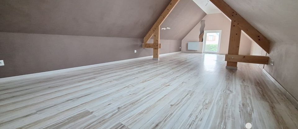 Maison 4 pièces de 90 m² à Conches-en-Ouche (27190)