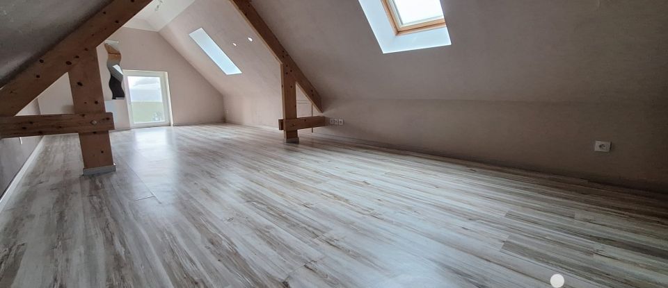 Maison 4 pièces de 90 m² à Conches-en-Ouche (27190)