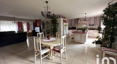 Maison 5 pièces de 116 m² à VEUZAIN-SUR-LOIRE (41150)