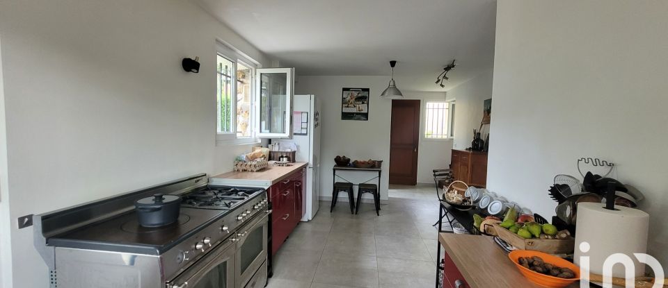 House 6 rooms of 160 m² in Lagny-sur-Marne (77400)