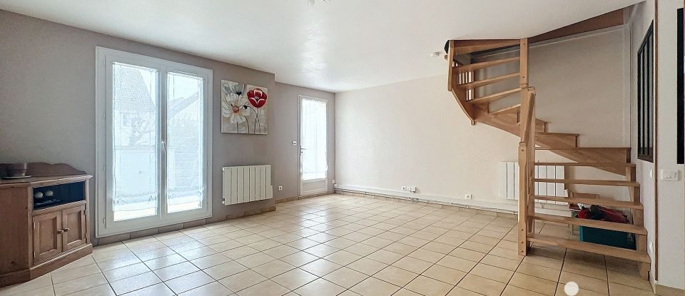 House 5 rooms of 89 m² in Breuillet (91650)