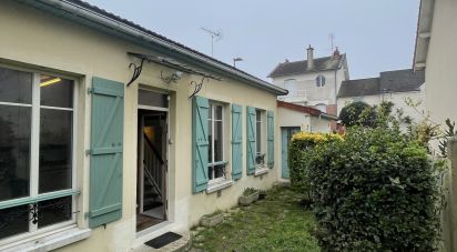 House 3 rooms of 64 m² in Versailles (78000)