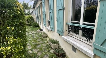 Maison 3 pièces de 64 m² à Versailles (78000)