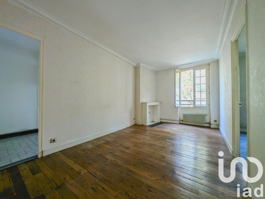 Appartement 3 pièces de 66 m² à Paris (75017)