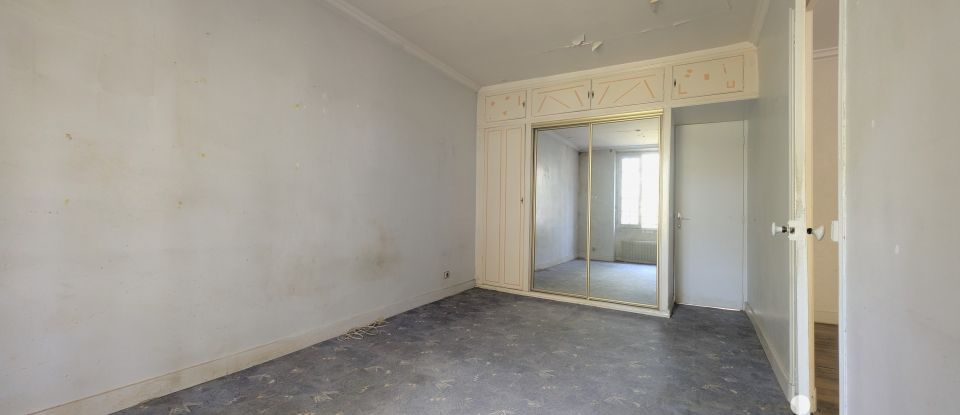 Appartement 3 pièces de 66 m² à Paris (75017)