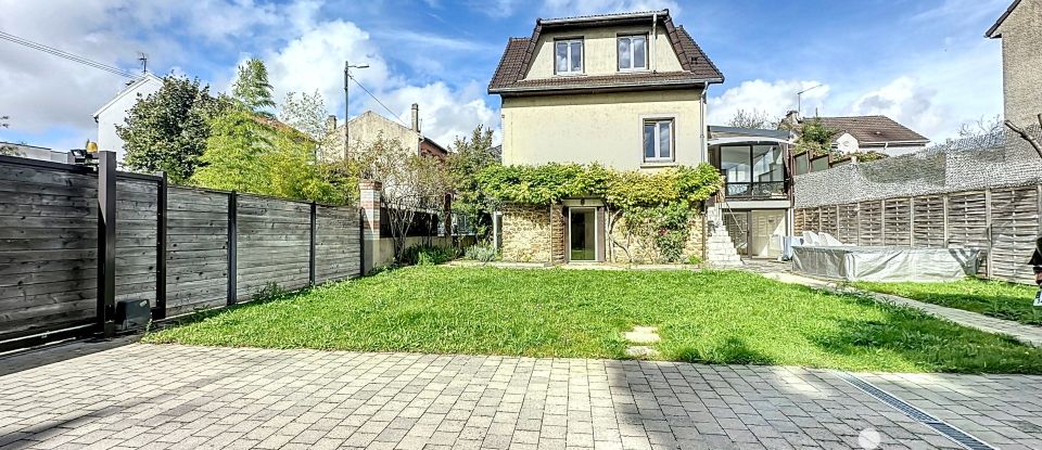 Maison 6 pièces de 180 m² à Fontenay-sous-Bois (94120)