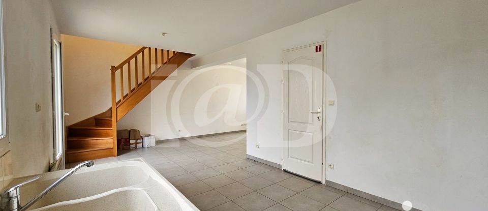 Maison 4 pièces de 75 m² à Ollainville (91340)