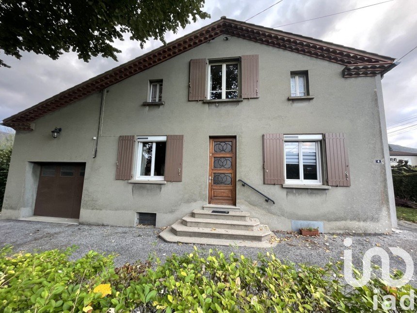 House 5 rooms of 125 m² in Saint-Amans-Soult (81240)