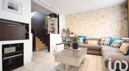 House 6 rooms of 112 m² in Les Clayes-sous-Bois (78340)