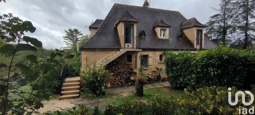 Maison traditionnelle 8 pièces de 188 m² à Alles-sur-Dordogne (24480)