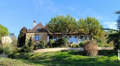 Maison traditionnelle 8 pièces de 188 m² à Alles-sur-Dordogne (24480)