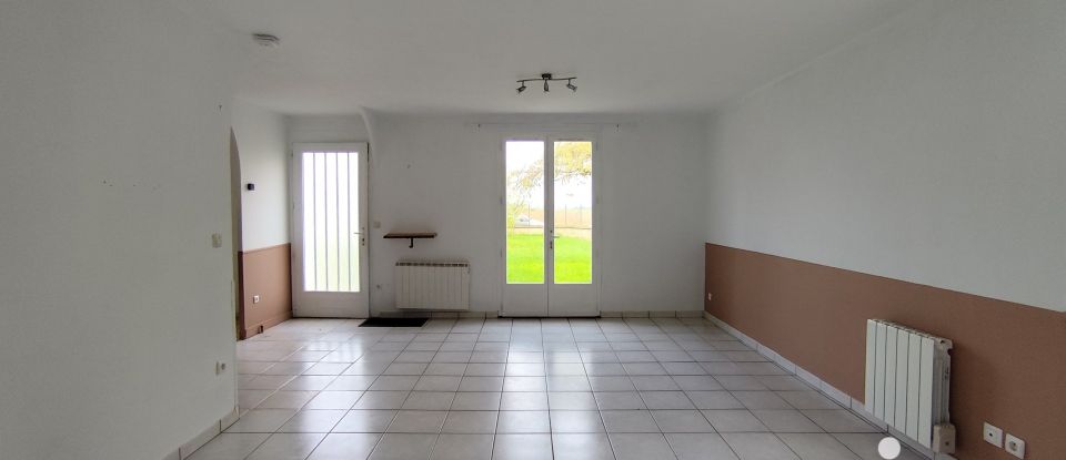 House 4 rooms of 89 m² in Blaslay (86170)