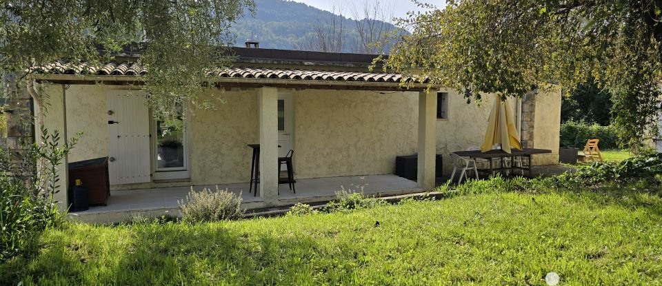 House 5 rooms of 124 m² in Le Bar-sur-Loup (06620)