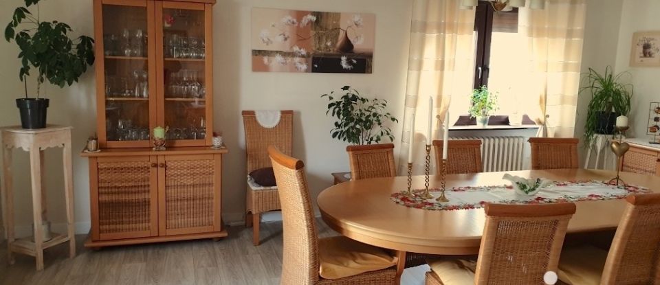 Village house 5 rooms of 136 m² in Œting (57600)