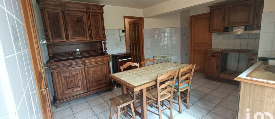 House 7 rooms of 180 m² in La Norville (91290)