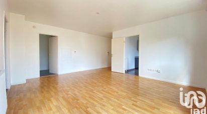 Appartement 4 pièces de 77 m² à Trappes (78190)