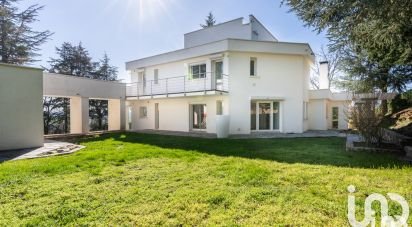 Architect house 7 rooms of 260 m² in Aveizieux (42330)