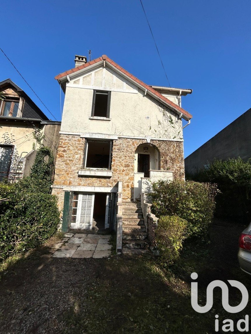 Traditional house 4 rooms of 73 m² in Saint-Michel-sur-Orge (91240)