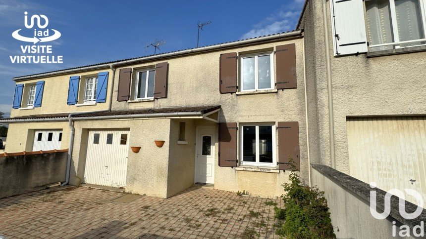 Maison de ville 5 pièces de 115 m² à Fontenay-le-Comte (85200)