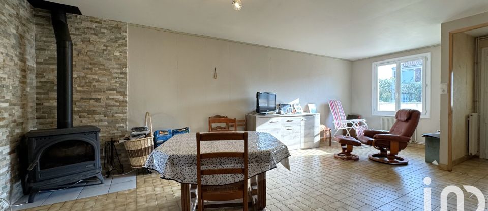 Maison de ville 5 pièces de 115 m² à Fontenay-le-Comte (85200)