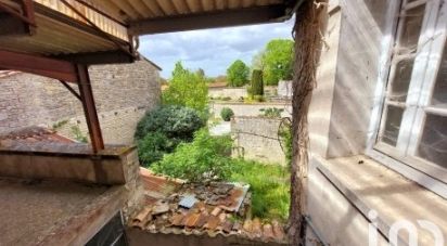 Village house 4 rooms of 160 m² in Tusson (16140)