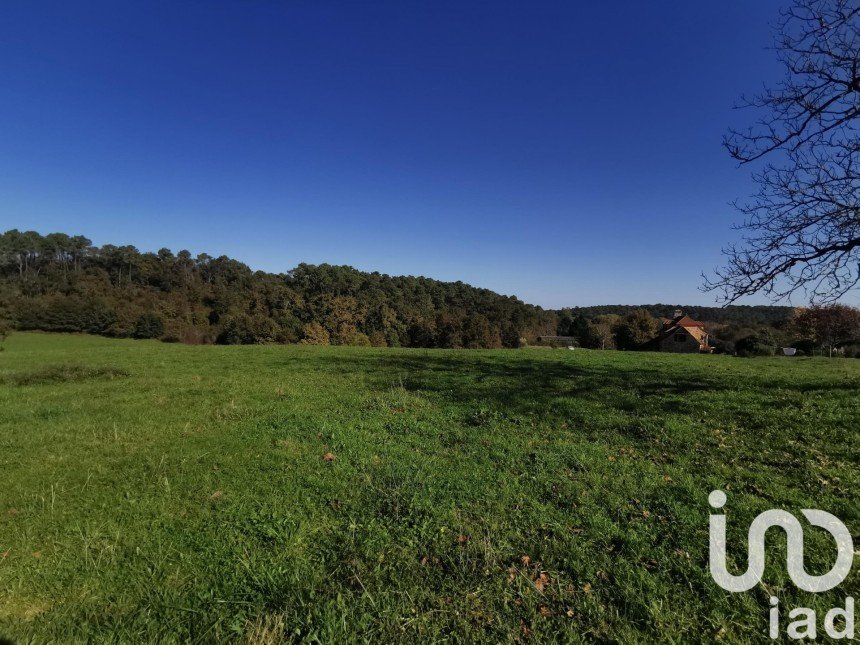 Land of 4,500 m² in Nabirat (24250)