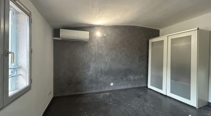 Apartment 1 room of 23 m² in Toulon (83000)