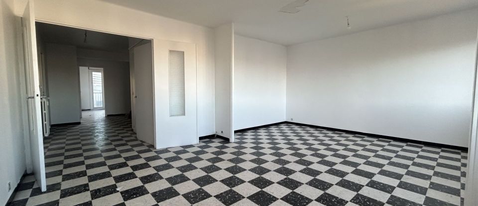 Appartement 4 pièces de 99 m² à Toulon (83100)