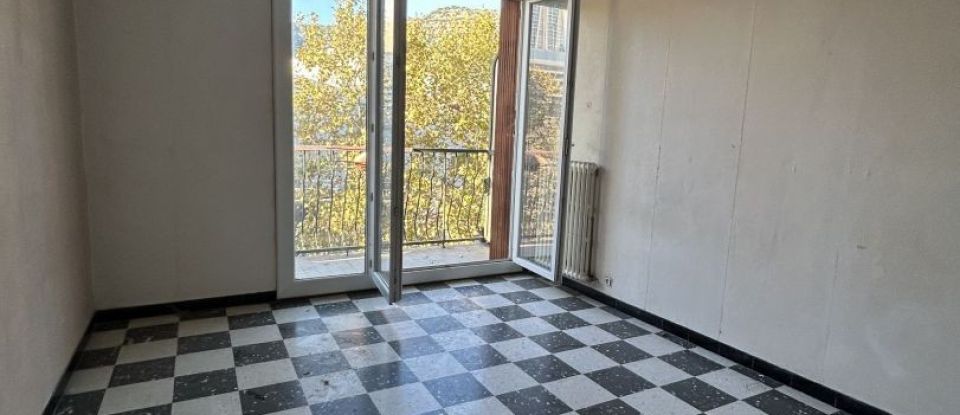 Appartement 4 pièces de 99 m² à Toulon (83100)