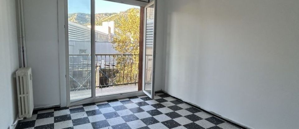 Appartement 4 pièces de 99 m² à Toulon (83100)