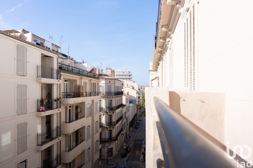 Appartement 3 pièces de 64 m² à Toulon (83000)