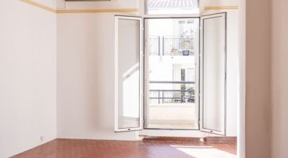 Appartement 3 pièces de 64 m² à Toulon (83000)