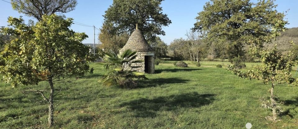 Maison de campagne 6 pièces de 180 m² à Saint-Germain-du-Bel-Air (46310)