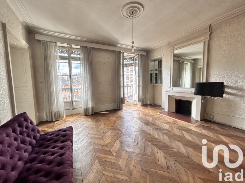 Appartement 6 pièces de 240 m² à Grenoble (38000)