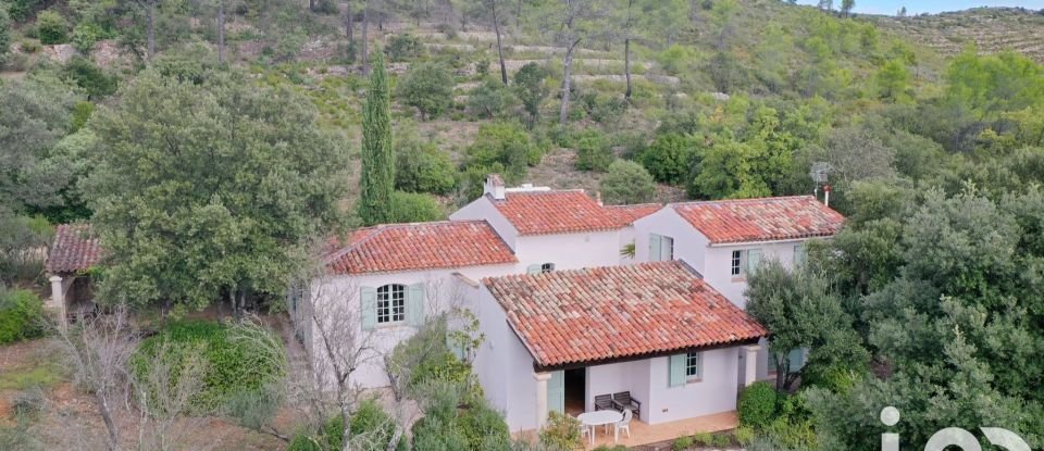 Maison traditionnelle 6 pièces de 160 m² à Correns (83570)