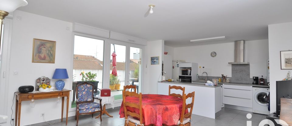 Appartement 3 pièces de 78 m² à Alès (30100)