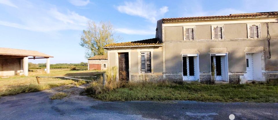 Maison 4 pièces de 135 m² à Saint-Ciers-sur-Gironde (33820)