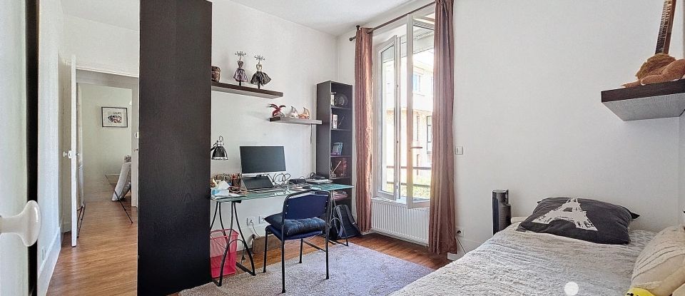 Maison 7 pièces de 160 m² à Saint-Maur-des-Fossés (94210)