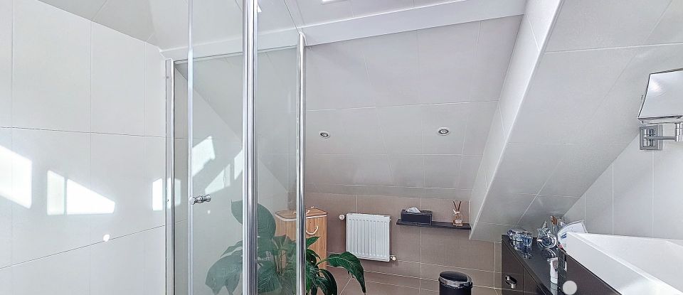 Maison 7 pièces de 160 m² à Saint-Maur-des-Fossés (94210)