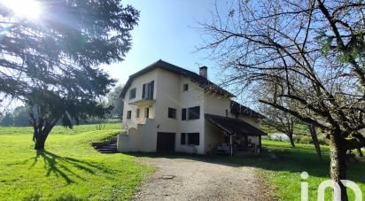 House 8 rooms of 180 m² in Sainte-Hélène-du-Lac (73800)