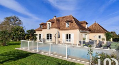 Maison traditionnelle 5 pièces de 187 m² à Saint-Castin (64160)