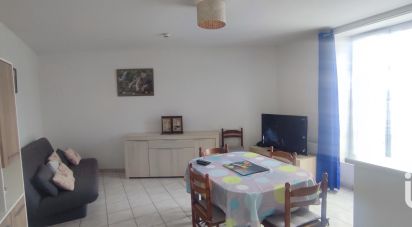 Appartement 3 pièces de 53 m² à Fougères (35300)